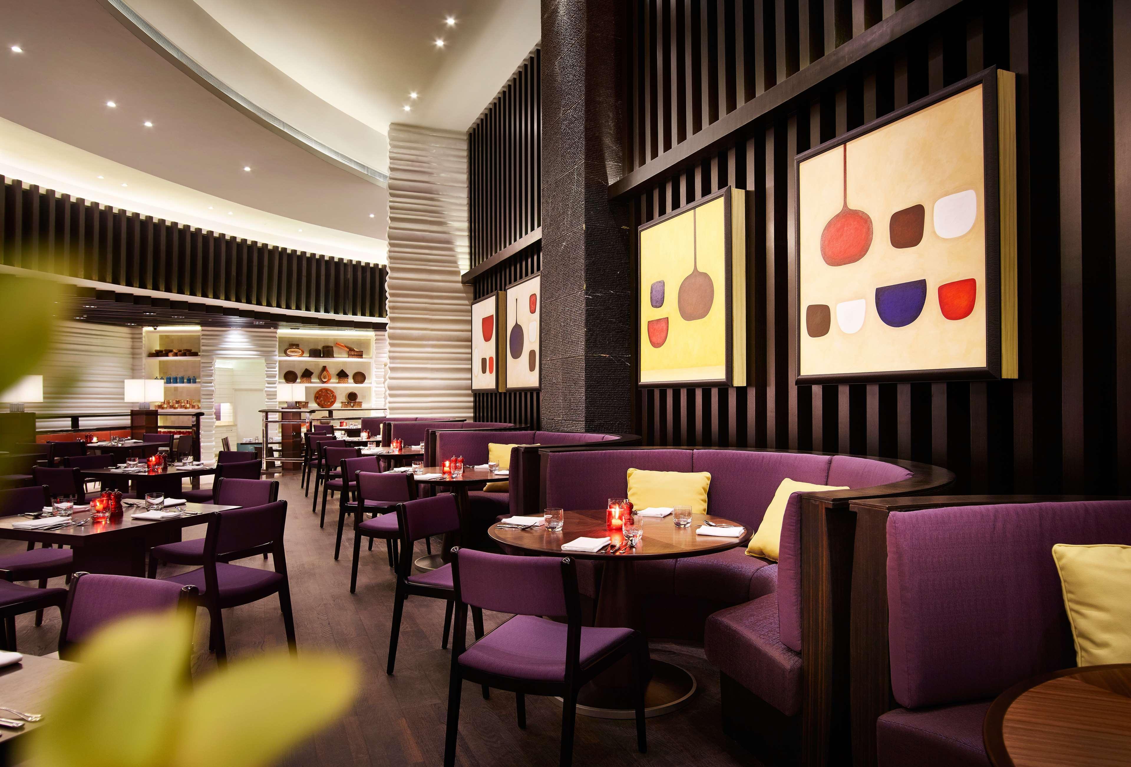 Hyatt Regency Manila City Of Dreams Paranaque City Екстериор снимка The interior of the restaurant