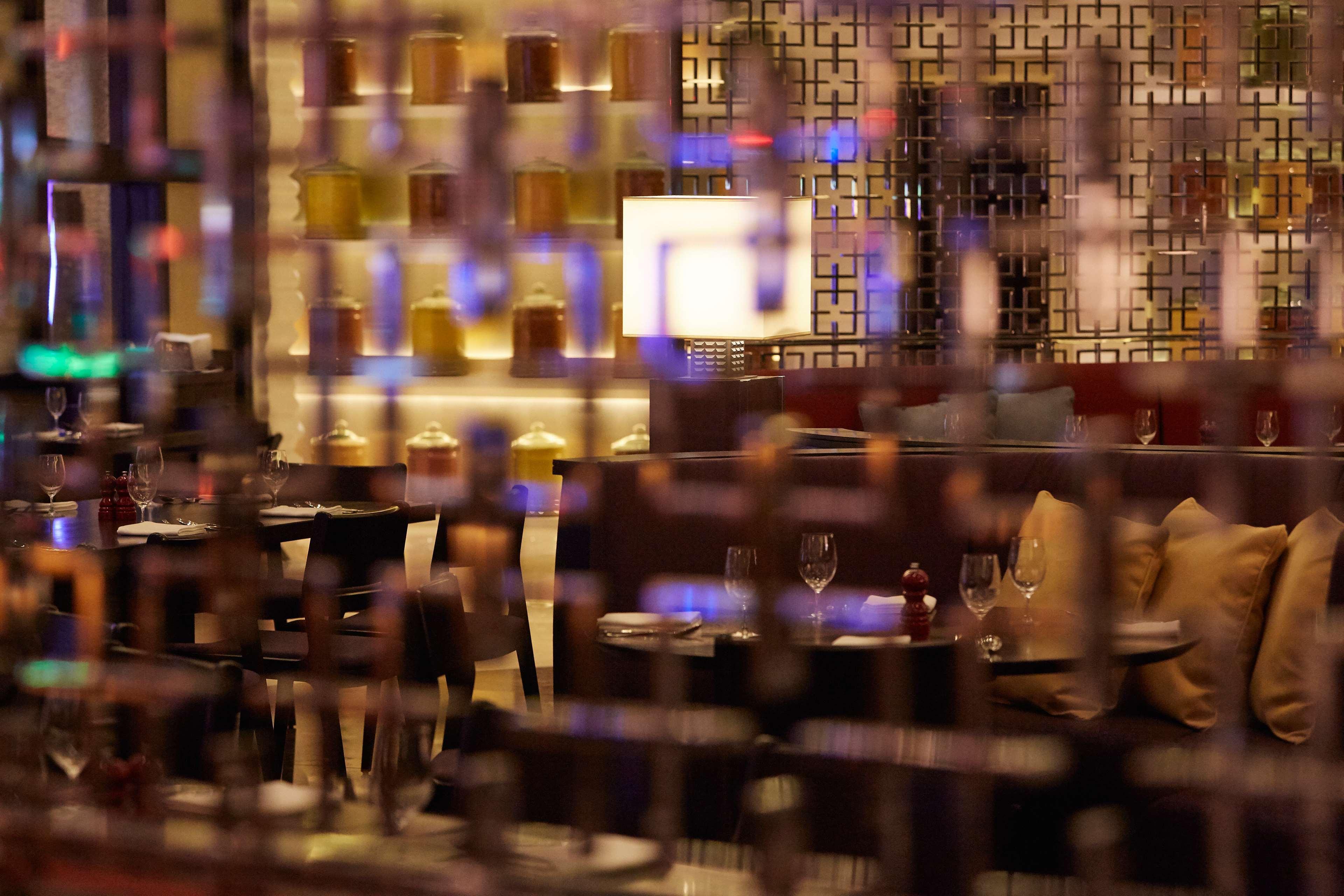 Hyatt Regency Manila City Of Dreams Paranaque City Екстериор снимка The interior of the restaurant