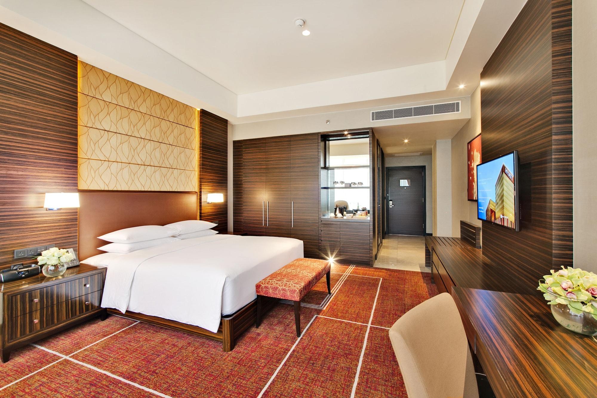 Hyatt Regency Manila City Of Dreams Paranaque City Екстериор снимка Deluxe Room