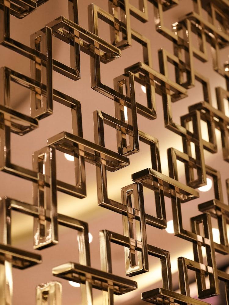 Hyatt Regency Manila City Of Dreams Paranaque City Екстериор снимка Detail of the interior