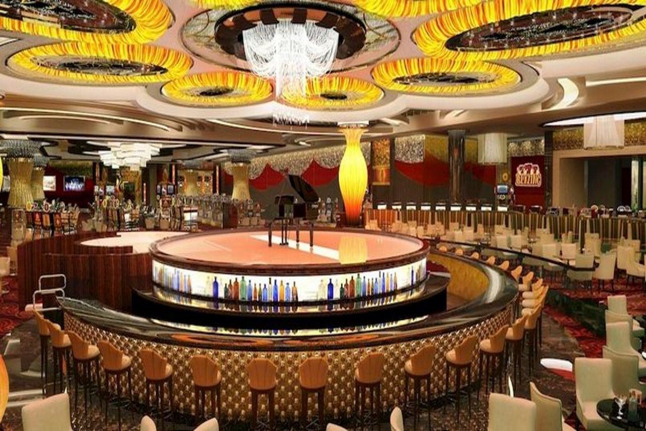 Hyatt Regency Manila City Of Dreams Paranaque City Екстериор снимка The bar at the center of the ship